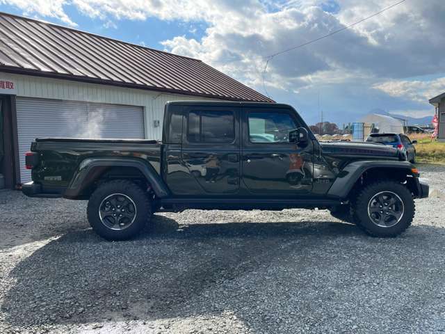 Jeep Gladiator 7