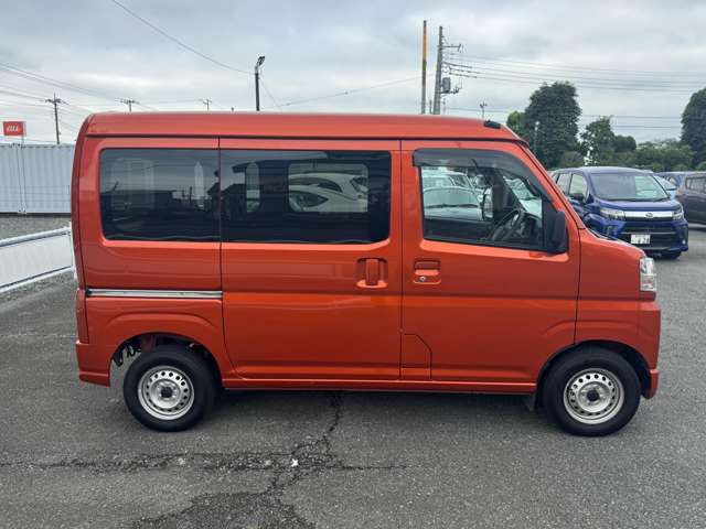 Daihatsu Hijet Cargo 5