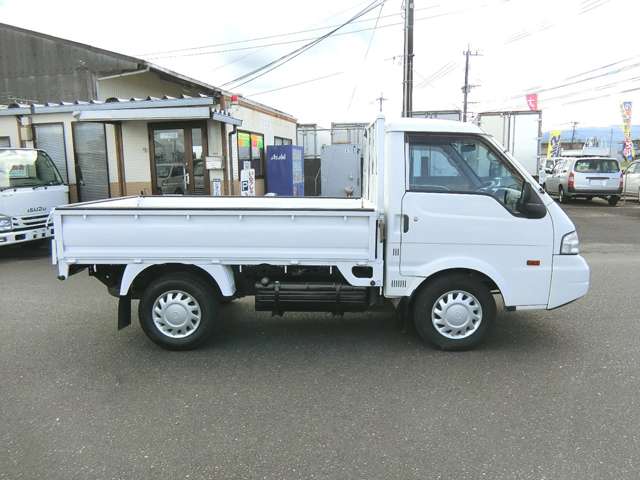 Mazda Bongo Truck 9