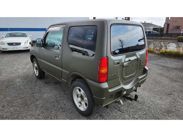 Suzuki Jimny 8