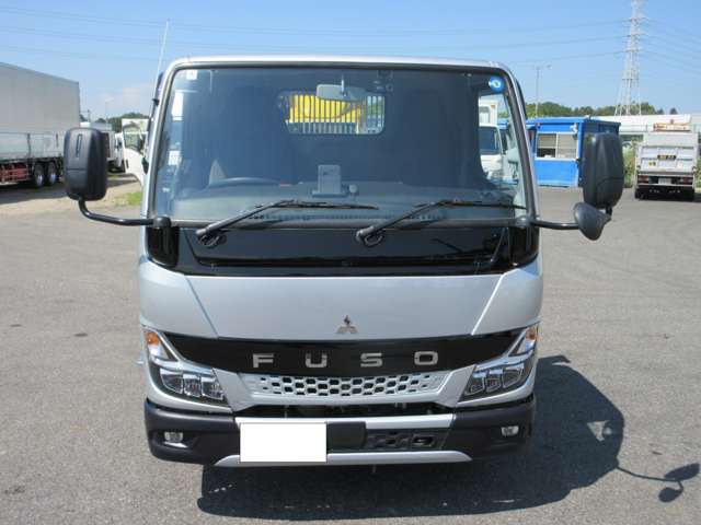 Mitsubishi Fuso Canter 2