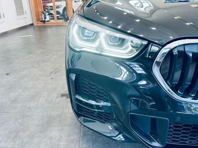 BMW X1 12