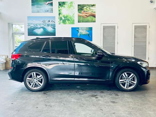BMW X1 8