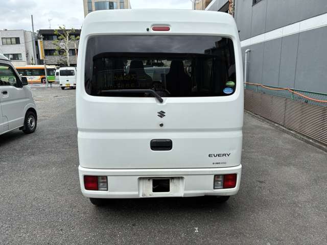 Suzuki Every 8