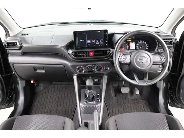 Toyota Raize 4