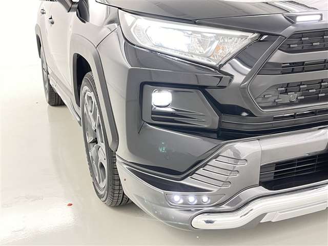Toyota RAV4 8