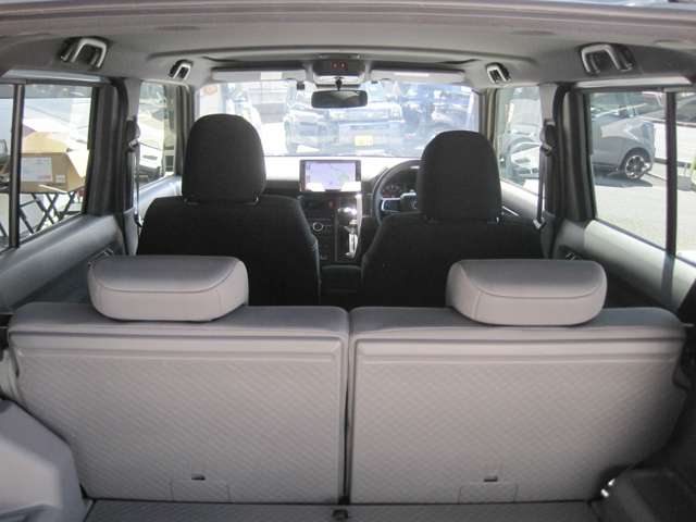 Daihatsu Taft 11