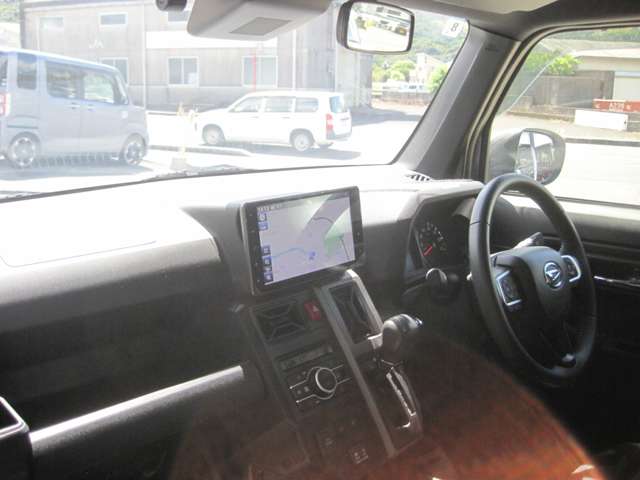 Daihatsu Taft 9