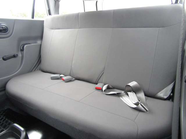 Nissan NV150 AD 7