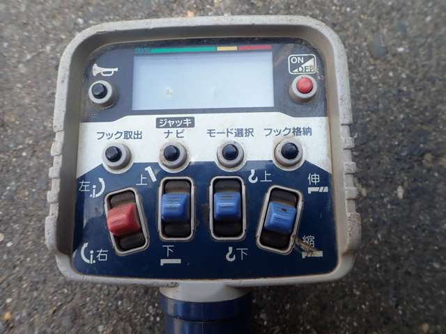 Hino Dutro 9