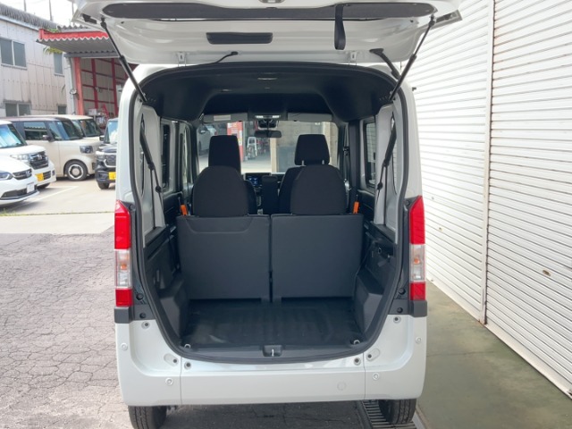 Honda N-VAN 7