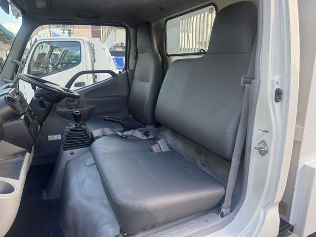 Hino Dutro 10