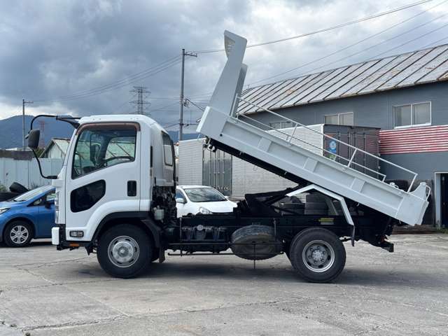 Isuzu Forward 5