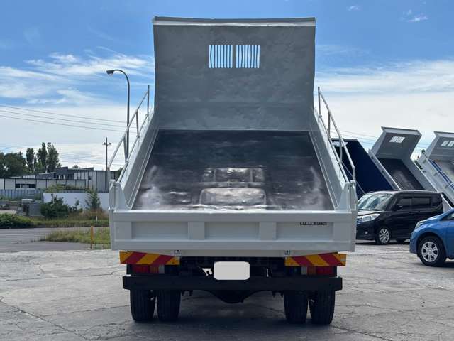 Isuzu Forward 7