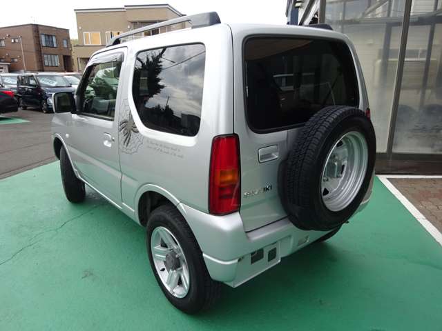 Suzuki Jimny 3