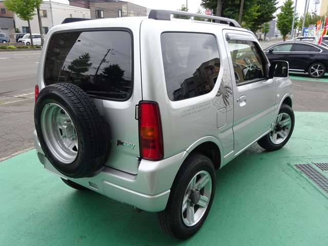 Suzuki Jimny 5