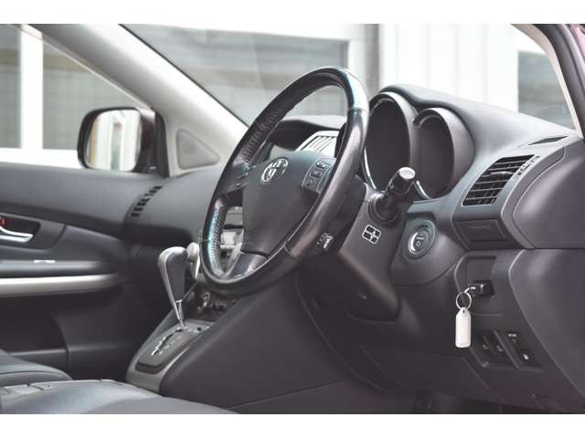 Toyota Harrier Hybrid 2