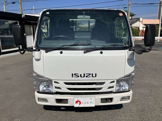 Isuzu Elf 2