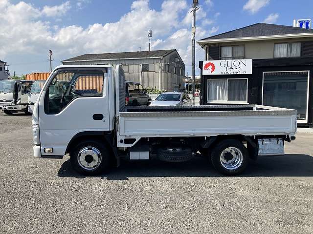 Isuzu Elf 4