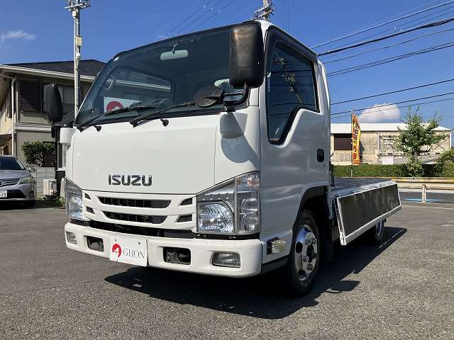 Isuzu Elf 9