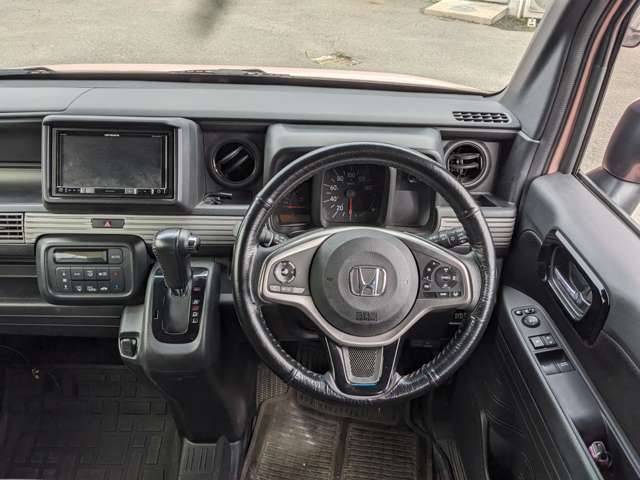 Honda N-VAN 11