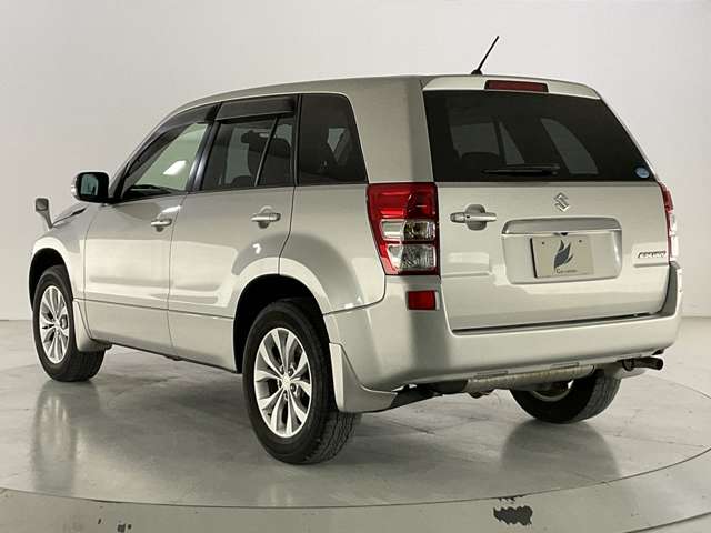 Suzuki Escudo 8