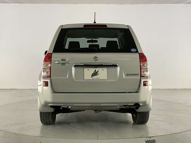 Suzuki Escudo 9