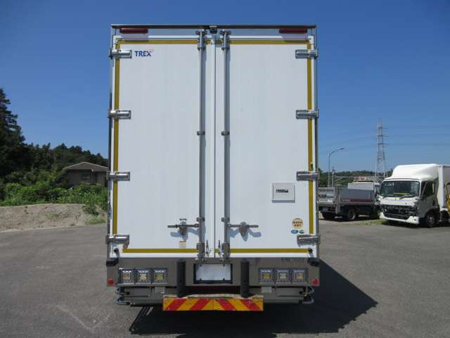 Mitsubishi Fuso Super Great 6
