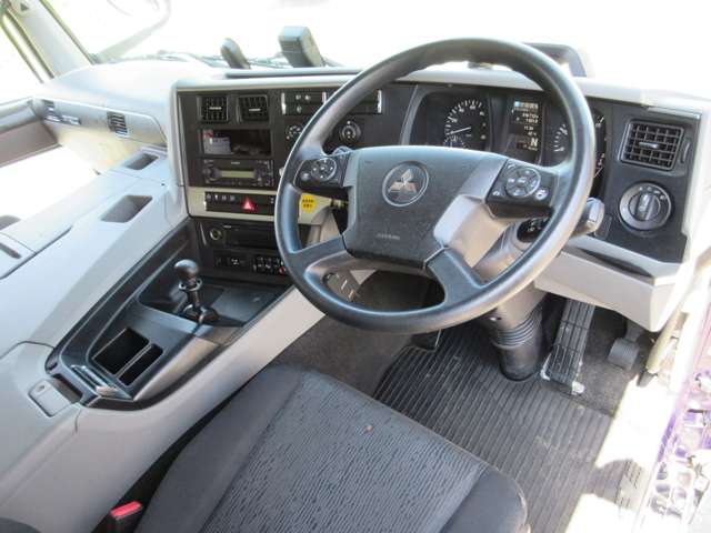 Mitsubishi Fuso Super Great 10