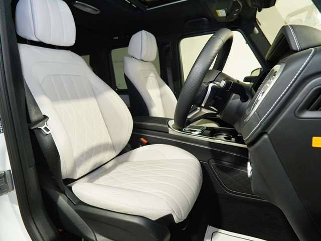 Mercedes-Benz G-Class 12