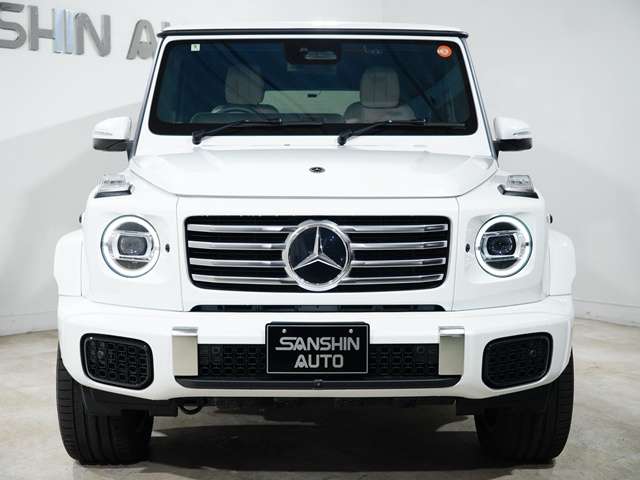 Mercedes-Benz G-Class 4