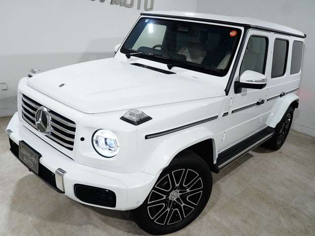 Mercedes-Benz G-Class 8