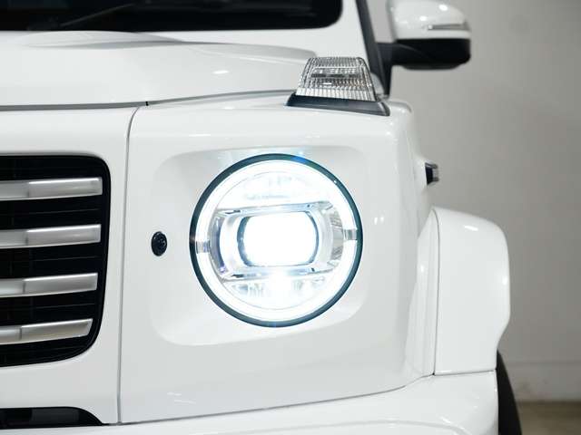 Mercedes-Benz G-Class 10