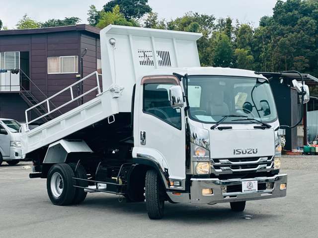 Isuzu Forward 2