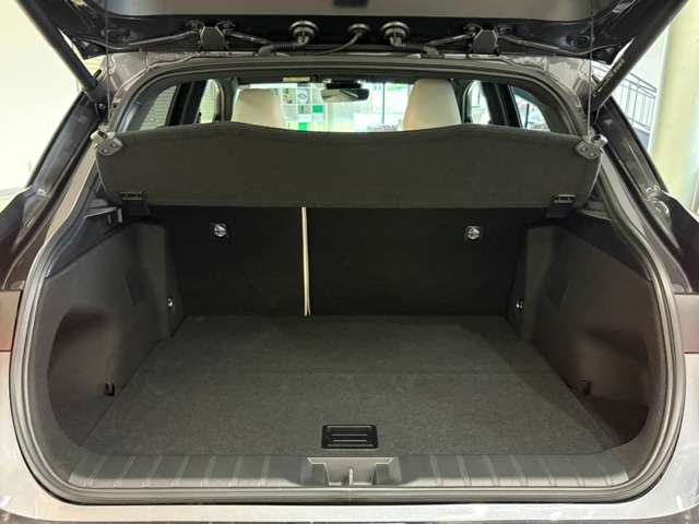 Lexus LBX 6