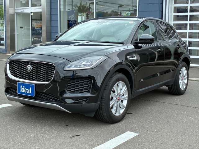 Jaguar E-Pace 12