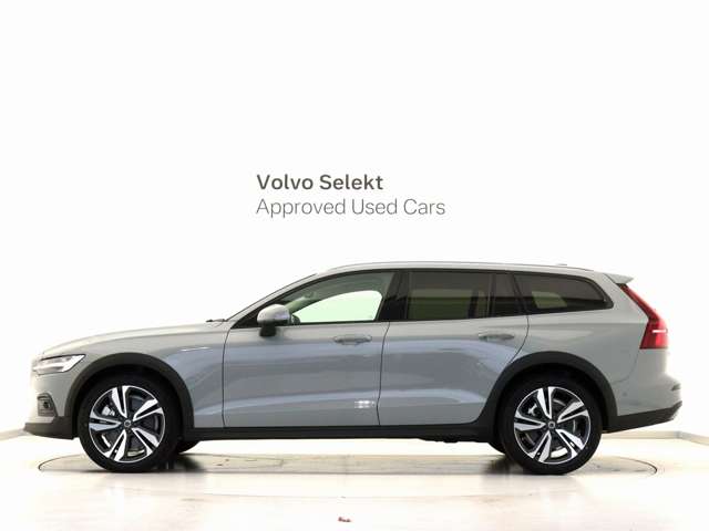 Volvo V60 Cross Country 5