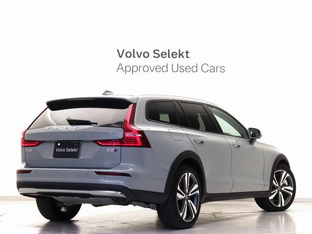 Volvo V60 Cross Country 6