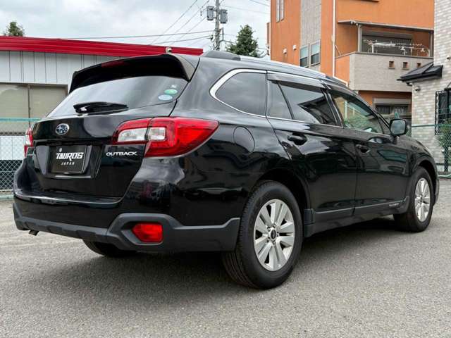 Subaru Legacy Outback 11