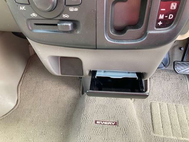 Suzuki Every 11