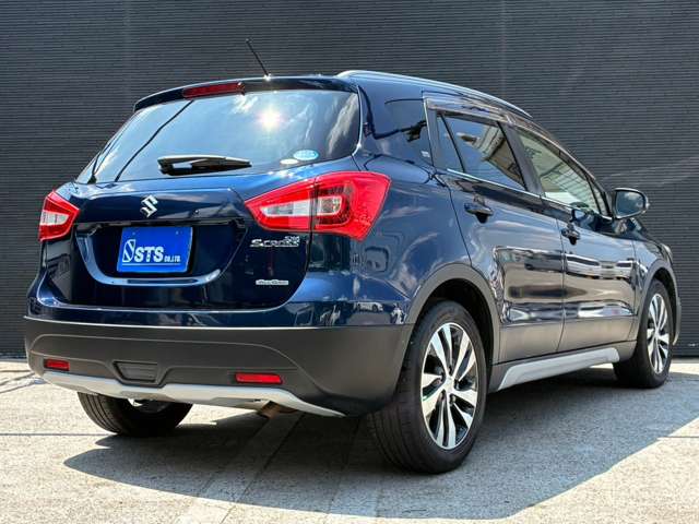 Suzuki SX4 S-CROSS 12