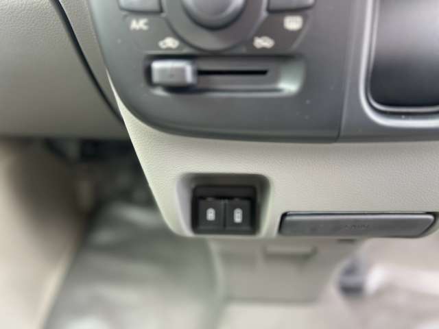 Suzuki Every 12