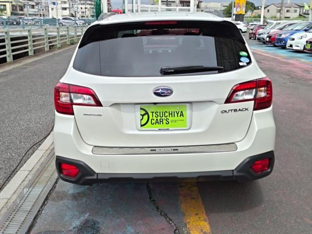 Subaru Legacy Outback 11