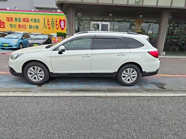 Subaru Legacy Outback 12