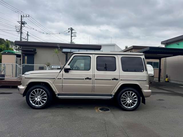 Mercedes-Benz G-Class 3