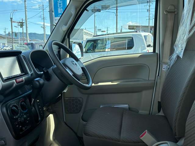 Nissan NV100 Clipper 10