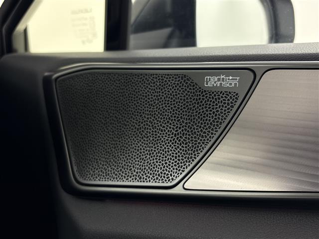 Lexus NX 8
