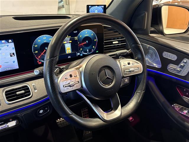 Mercedes-Benz GLE 8