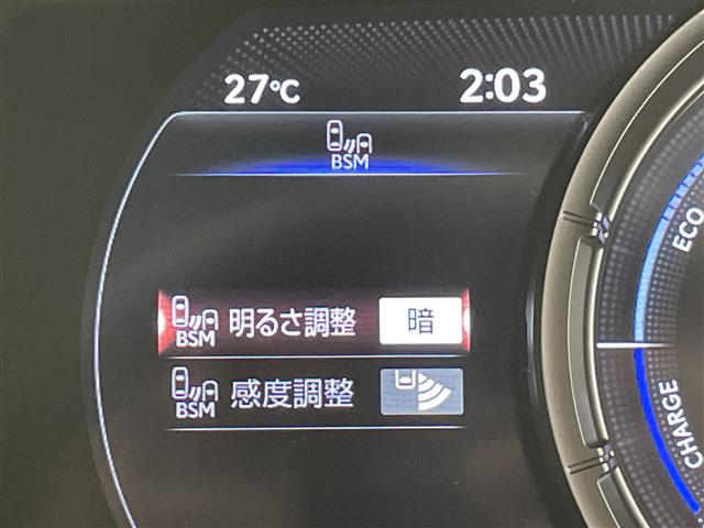 Lexus UX 5