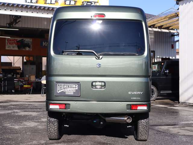 Suzuki Every 9